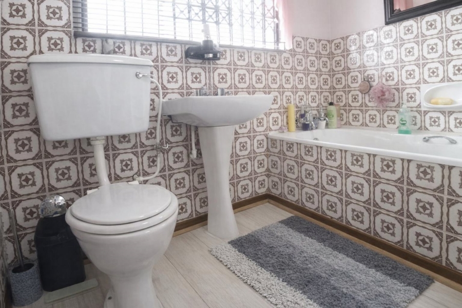 2 Bedroom Property for Sale in Riebeeckstad Free State